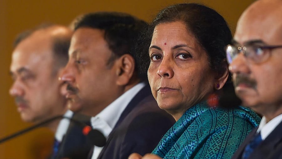 <div class="paragraphs"><p>Union Minister for Finance and Corporate Affairs Nirmala Sitharaman and top govt officials</p></div>