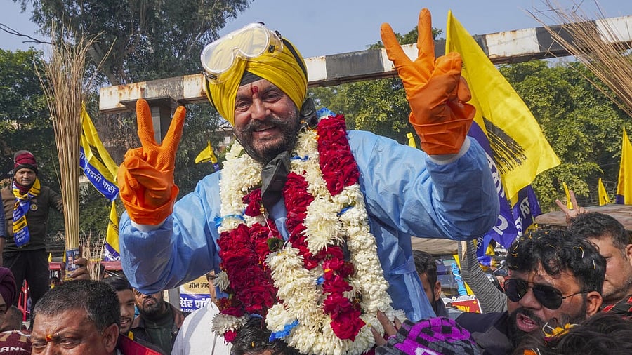 <div class="paragraphs"><p>Jitender Shunty</p></div>