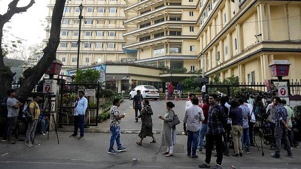 <div class="paragraphs"><p>Lilavati hospital where Bollywood actor Saif Ali Khan underwent surgery after he was stabbed repeatedly by an intruder at his home, in Mumbai, India, January 16, 2025.</p></div>