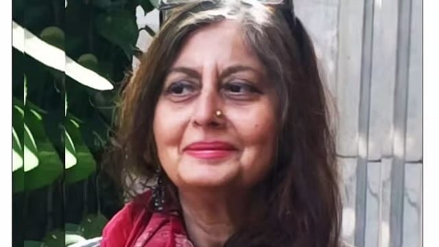 <div class="paragraphs"><p>Humra Quraishi</p></div>