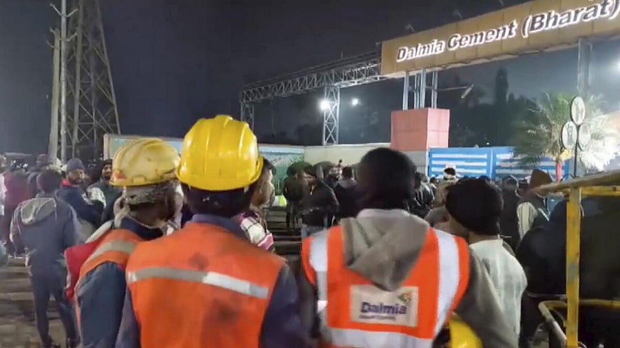 <div class="paragraphs"><p> People gather outside the Dalmia Cement factory after an incident of hopper collapse, at Rajgangpur, in Sundargarh district, Odisha.</p></div>