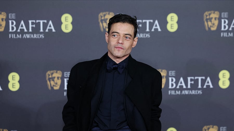 <div class="paragraphs"><p>Rami Malek.</p></div>