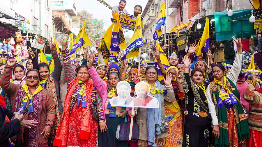 <div class="paragraphs"><p>Supporters during a rally of Punjab Chief Minister and AAP leader Bhagwant Mann in support of party candidate Vishesh Ravi for the upcoming Delhi Assembly elections, in New Delhi, Friday, Jan. 17, 2025.</p></div>