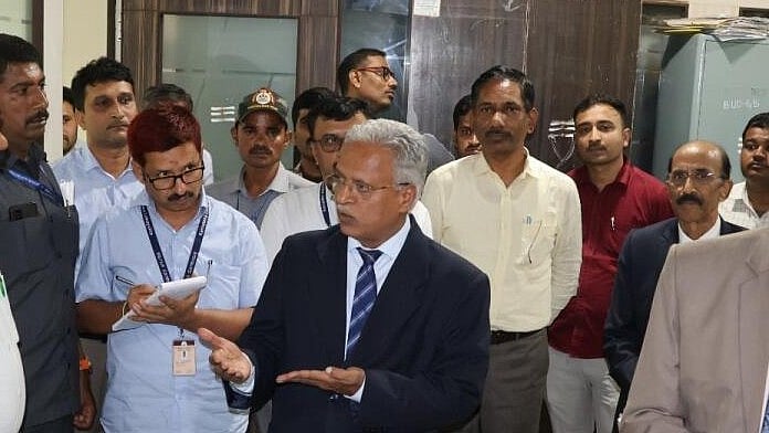 <div class="paragraphs"><p>Lokayukta Justice BS Patil (centre) during an inspection.</p></div>
