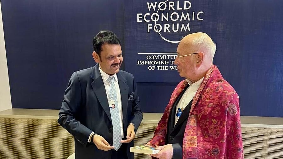 <div class="paragraphs"><p>Devendra Fadnavis meeting Klaus Schwab</p></div>