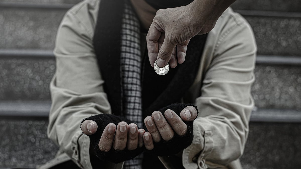 Indore citizen booked for giving alms to beggar, may face imprisonment ...
