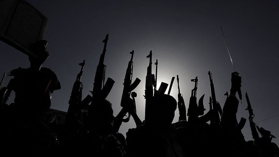 <div class="paragraphs"><p>Protesters, mainly Houthi supporters, rally to show support to Palestinians in the Gaza Strip, in Sanaa, Yemen January 3, 2025. </p></div>