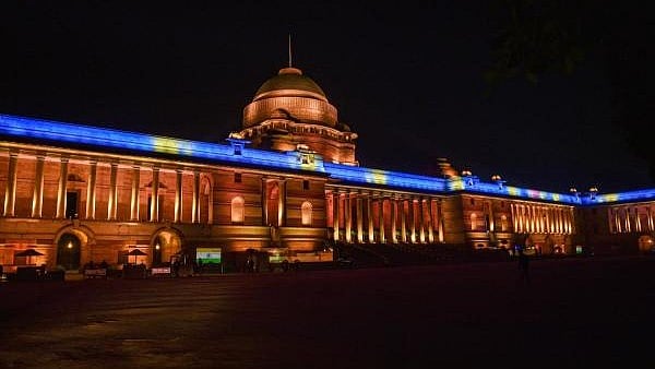 <div class="paragraphs"><p>An illuminated Rashtrapati Bhavan in New Delhi.</p></div>