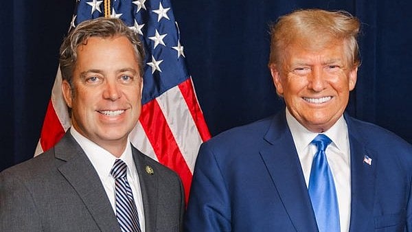 <div class="paragraphs"><p>US President Donald Trump and Congressman Andy Ogles</p></div>