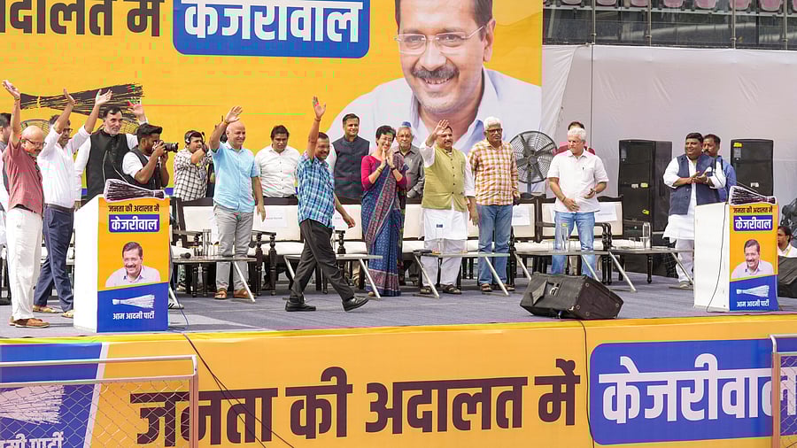 <div class="paragraphs"><p>AAP national convener Arvind Kejriwal, Delhi Chief Minister Atishi and AAP leaders Sanjay Singh, Manish Sisodia, Kailash Gahlot, and Gopal Rai.</p></div>