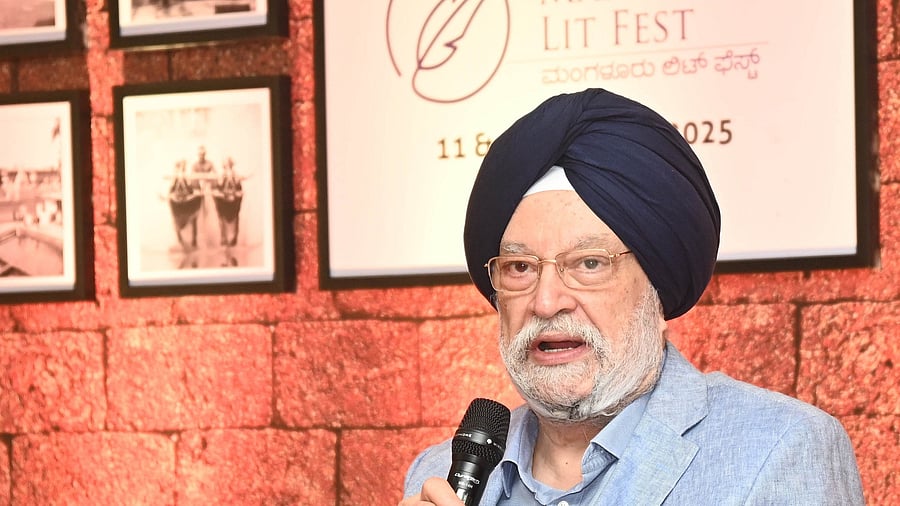 <div class="paragraphs"><p>Union Minister of Petroleum and Natural Gas Hardeep Singh Puri </p></div>