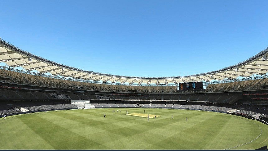 <div class="paragraphs"><p>The Optus Stadium  boasts of 60,000 capacity, meeting the demands of huge footfalls during Big Bash League and Aussie Rules Football matches. </p></div>