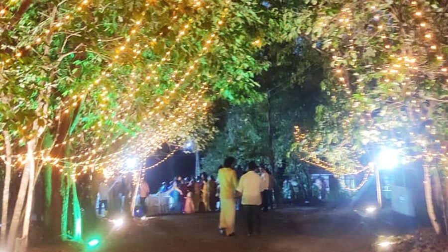 <div class="paragraphs"><p>A glimpse from the wedding ceremony held at Kuppali in Thirthahalli taluk, Karnataka.</p></div>