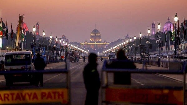 <div class="paragraphs"><p>Kartavya Path on the eve of the Republic Day Parade 2025, in New Delhi.</p></div>