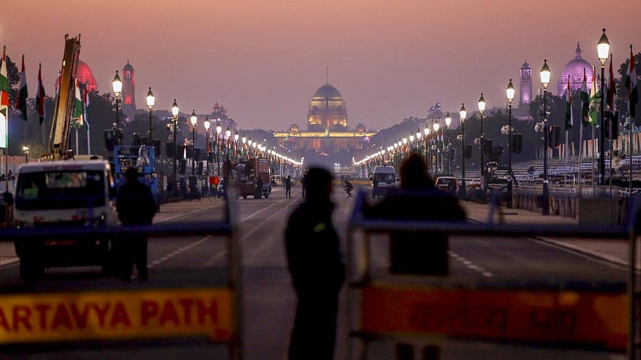 <div class="paragraphs"><p>Kartavya Path on the eve of the Republic Day Parade 2025, in New Delhi, Saturday, Jan. 25, 2025.</p></div>