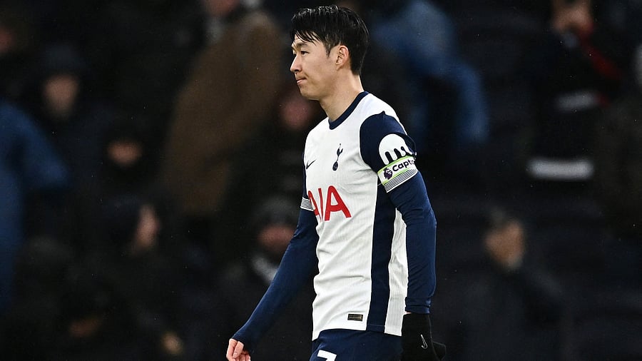 <div class="paragraphs"><p>Son Heung-min</p></div>