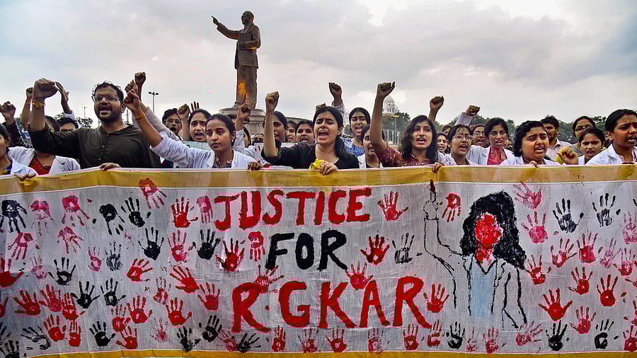 <div class="paragraphs"><p>Doctors stage a protest demanding justice for a woman doctor who was raped and murdered at Kolkata's R G Kar Medical College and Hospital, near Ambedkar statue in Hyderabad. </p></div>