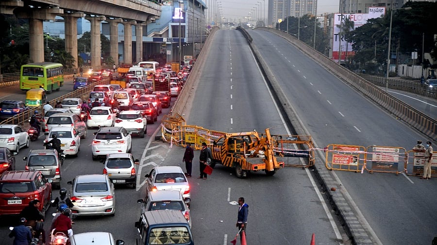 <div class="paragraphs"><p>Traffic  on Tumakuru Road, North Bengaluru, Image for representation. </p></div>