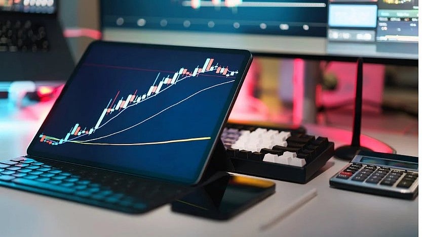 <div class="paragraphs"><p>To remain globally competitive, fintech companies need support for R&amp;D in cutting-edge technologies such as artificial intelligence, data analytics and blockchain.</p></div>
