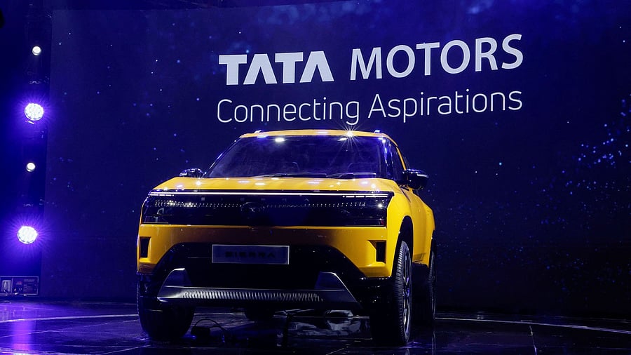 <div class="paragraphs"><p>The new Tata Sierra electric vehicle is presented during its launch at India's five-day auto show in New Delhi, India, January 17, 2025</p></div>