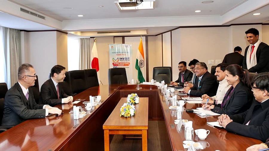 <div class="paragraphs"><p>CM Yadav - who is on a four-day visit to Japan - held an interactive session with the delegation from Toyota Motor Corporation.</p></div>