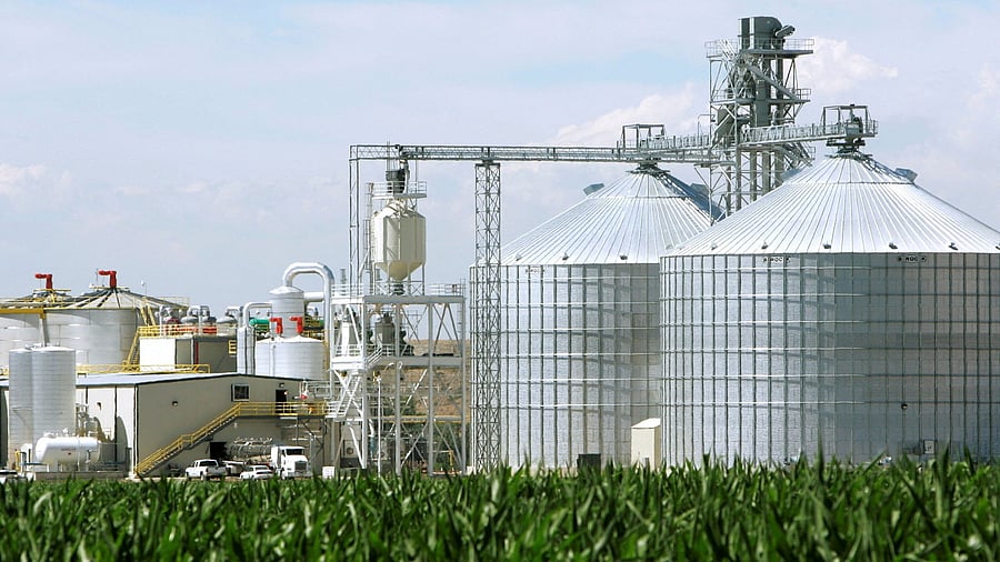 <div class="paragraphs"><p>Representative image of an ethanol plant. </p></div>