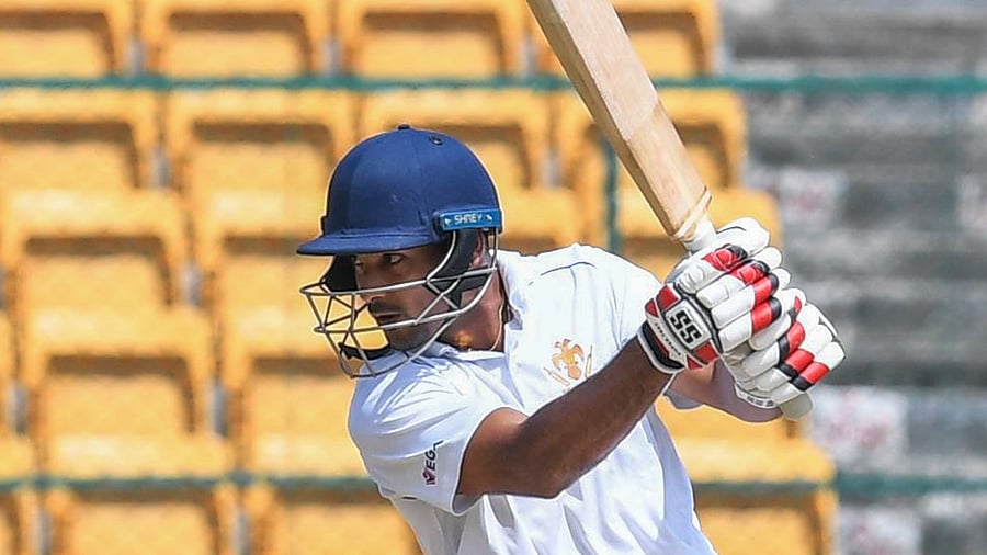 <div class="paragraphs"><p>Mayank Agarwal.</p></div>