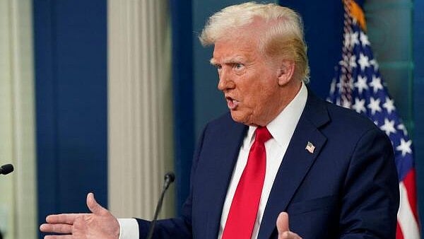 <div class="paragraphs"><p>Trump speaks to reporters about Wednesday's deadly midair collision between a U.S. Army Black Hawk helicopter and American Eagle flight 5342 near Ronald Reagan Washington National Airport, in the Brady Press Briefing Room at the White House in Washington, U.S., January 30, 2025.</p></div>