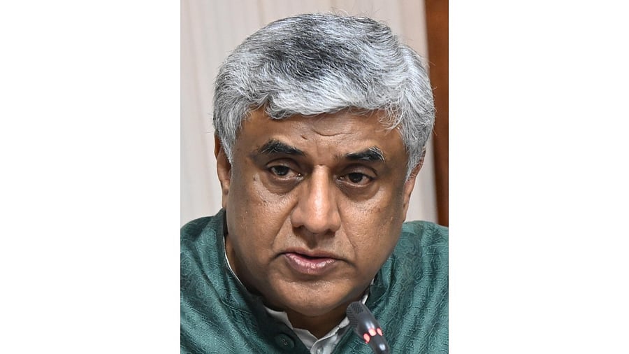 <div class="paragraphs"><p>Rajeev Gowda </p></div>