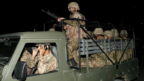 <div class="paragraphs"><p>The Pakistan army troops. </p></div>