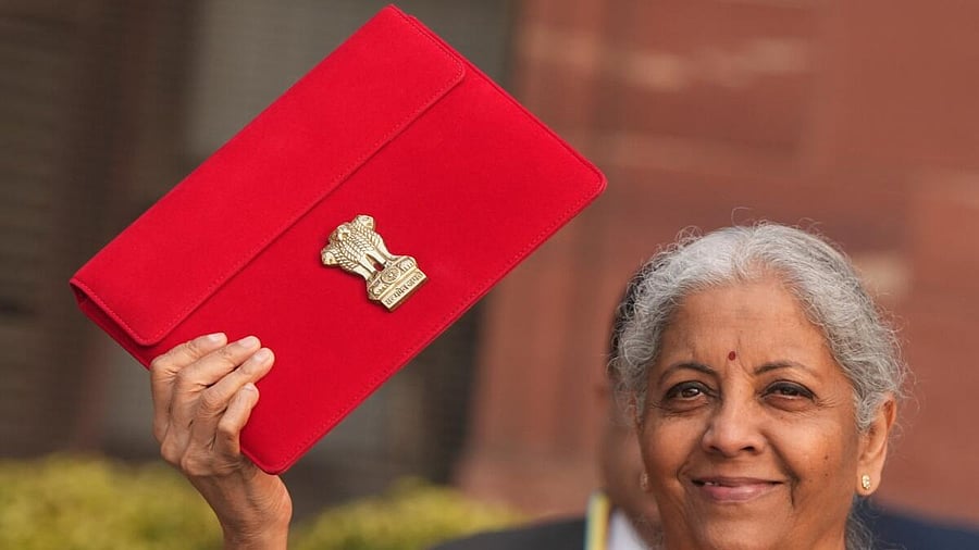 <div class="paragraphs"><p>Union Finance Minister Nirmala Sitharaman outside the Finance Ministry ahead of the presentation of the ‘Union Budget 2025-26’, in New Delhi, Saturday, Feb. 1, 2025.</p></div>