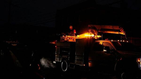 <div class="paragraphs"><p>Emergency personnel work at the site of a plane crash in Philadelphia, Pennsylvania.</p></div>