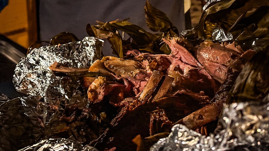 <div class="paragraphs"><p>Madfoon lamb meat. </p></div>