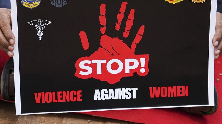 <div class="paragraphs"><p>VAW</p></div>