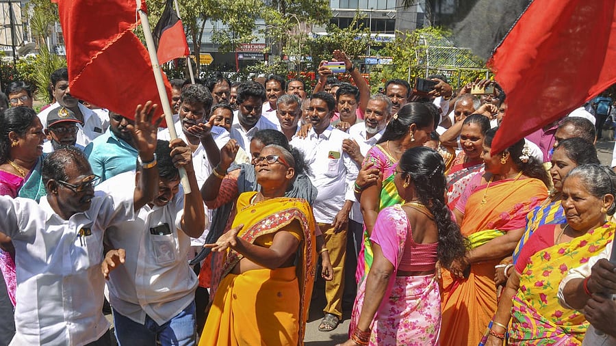 <div class="paragraphs"><p>As the campaign dust settled on Monday, the by-elections to Erode (east) assembly constituency will go down as one of “noiseless” and less talked about in Tamil Nadu’s chequered history of snap polls. </p></div>