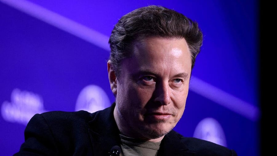 <div class="paragraphs"><p>Elon Musk.</p></div>