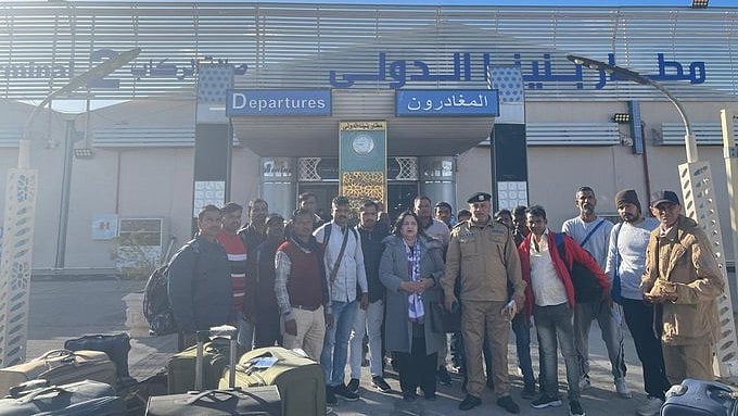 <div class="paragraphs"><p>The Embassy of India in Libya facilitated the return of 18 Indian nationals from Benghazi, Libya.</p></div>