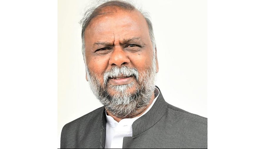 <div class="paragraphs"><p>H Anjaneya.</p></div>