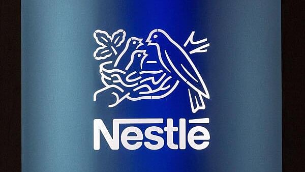 <div class="paragraphs"><p>A view of the Nestle logo.</p></div>
