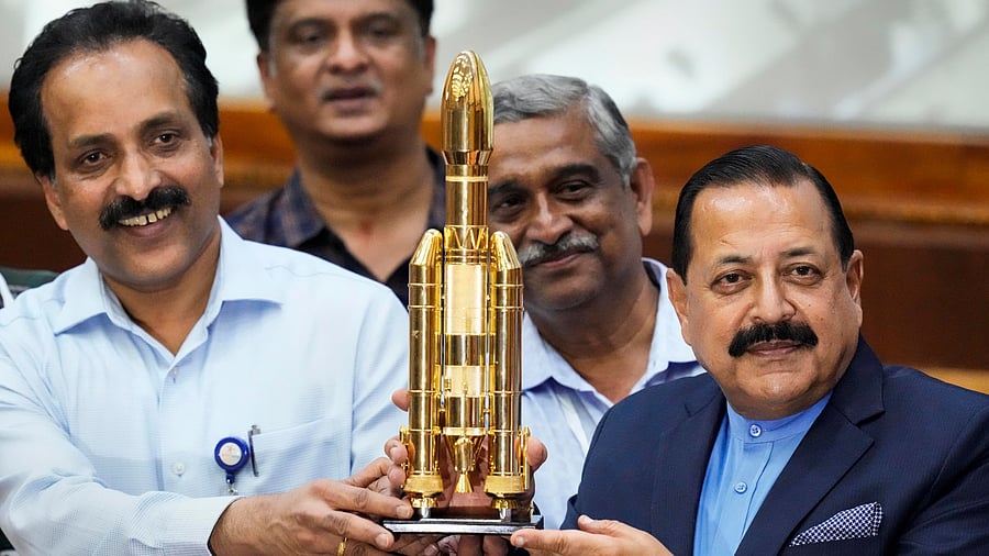 <div class="paragraphs"><p>File Photo: Union MoS (Ind. Charge) for Science &amp; Technology and Atomic Energy &amp; Space Jitendra Singh with ISRO Chairman S. Somanath and other scientists poses for photos during a press conference after the successful launch of ISRO's Mark-III (LVM3) M4 rocket carrying 'Chandrayaan-3' from the launch pad at Satish Dhawan Space Centre, in Sriharikota, Friday, July 14, 2023. </p></div>