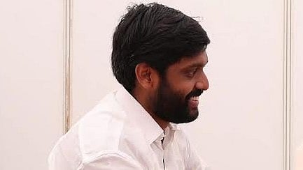 <div class="paragraphs"><p>Ananthu Krishnan</p></div>