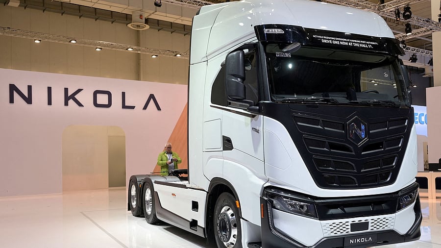 <div class="paragraphs"><p>Nikola has been struggling to raise funds, and its cash balance has dwindled as it continues to lose hundreds of thousands of dollars for every unit sold.&nbsp;</p></div>