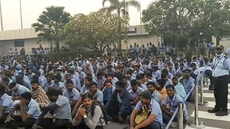 <div class="paragraphs"><p>Samsung workers protest in Tamil Nadu.</p><p></p></div>