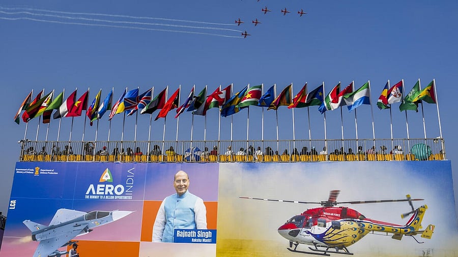 <div class="paragraphs"><p>Indian Air Force’s (IAF) Surya Kiran Aerobatic Team (SKAT) performs maneuvers on the fourth day of the ‘Aero India 2025’ at the Yelahanka Airforce Base, in Bengaluru, Karnataka.</p></div>