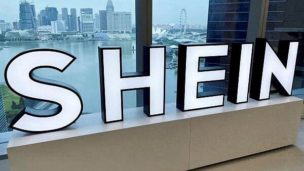 <div class="paragraphs"><p>A Shein logo</p></div>