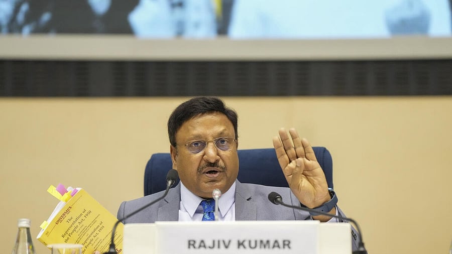 <div class="paragraphs"><p>Outgoing Chief Election Commissioner Rajiv Kumar</p></div>