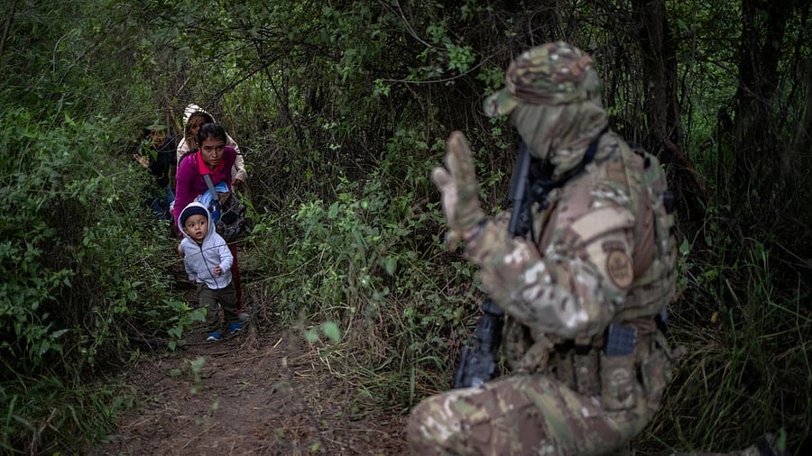 <div class="paragraphs"><p>Border Patrol waves toward family members who illegally crossed into the the U.S. from Mexico in Fronton, Texas (Image for representation)</p></div>