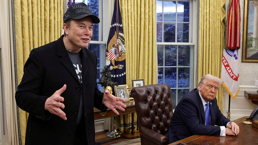 <div class="paragraphs"><p>Elon Musk and Donald Trump</p></div>
