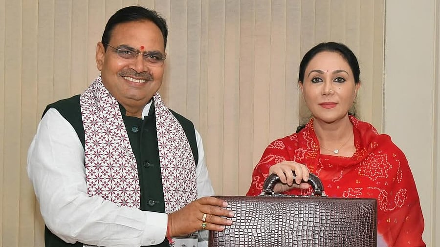 <div class="paragraphs"><p>Chief Minister Bhajanlal Sharma and Deputy Chief Minister Diya Kumari before presenting budget</p></div>