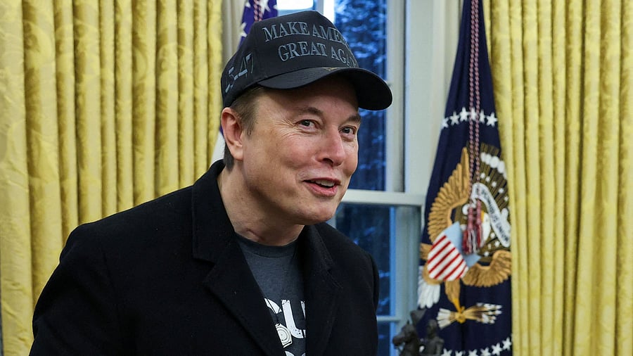 <div class="paragraphs"><p>Elon Musk </p></div>